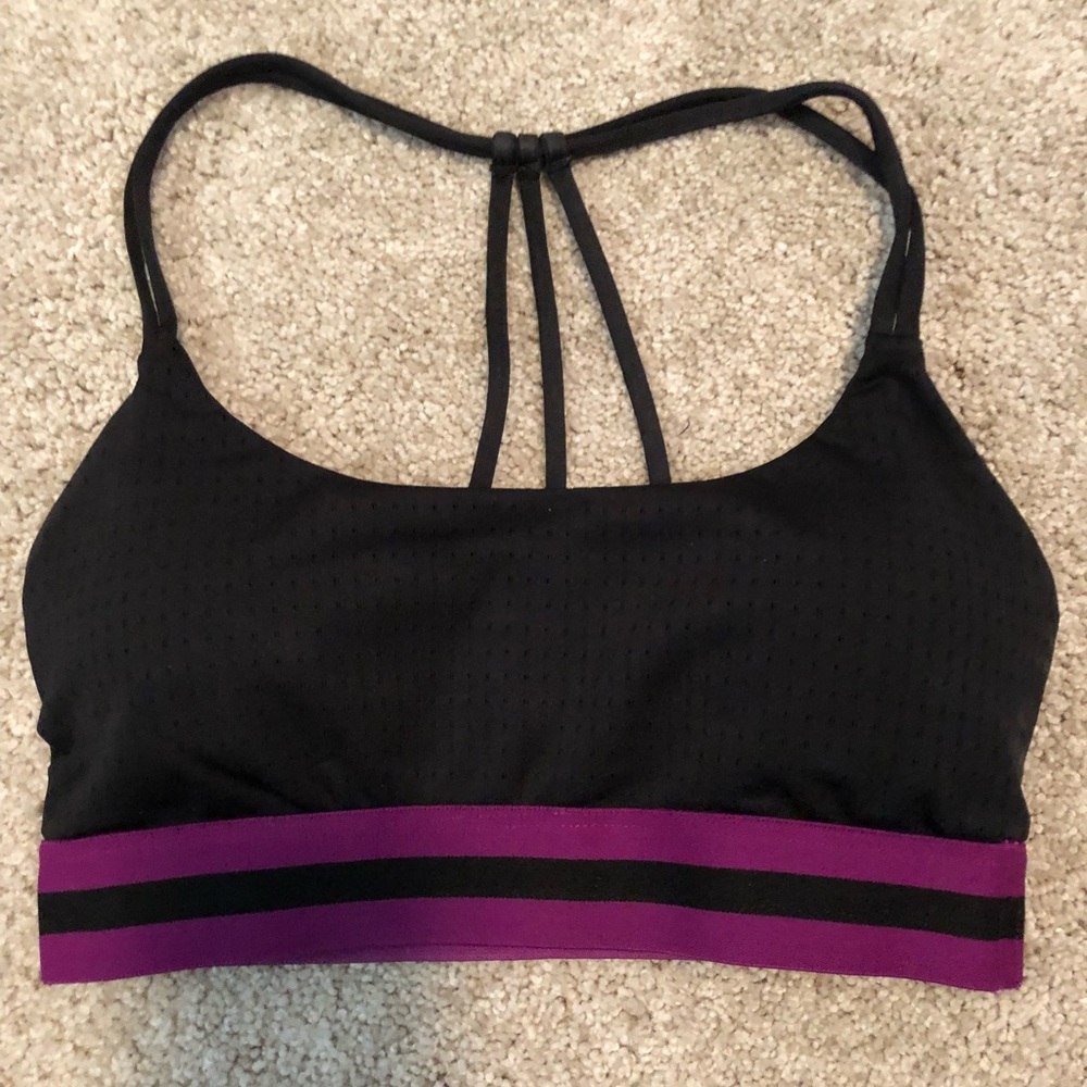 Sports bra